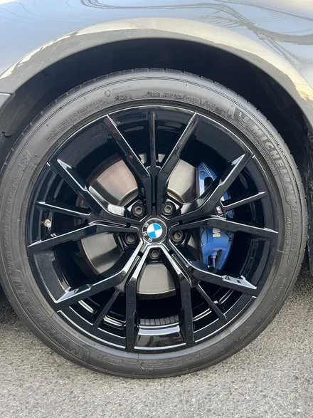 대구 휠복원 대구 휠도색 대구 자동차 휠수리 잘하는 곳 휠플레이 타이어 전문[BMW 5시리즈 순정 19인치 블랙펄유광 휠도색 작업입니다.] / 대구 서구 평리동