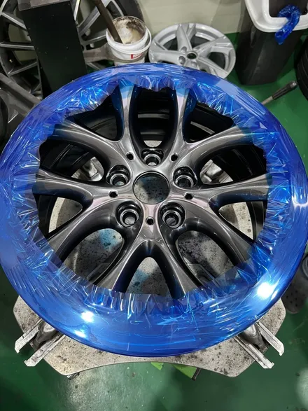대구 휠복원 대구 휠도색 대구 자동차 휠수리 잘하는 곳 휠플레이 타이어 전문[BMW 2시리즈 순정 18인치 고스트크롬 휠도색 작업입니다.] / 대구 서구 평리동