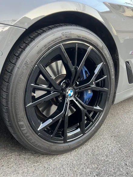 대구 휠복원 대구 휠도색 대구 자동차 휠수리 잘하는 곳 휠플레이 타이어 전문[BMW 5시리즈 순정 19인치 블랙펄유광 휠도색 작업입니다.] / 대구 서구 평리동