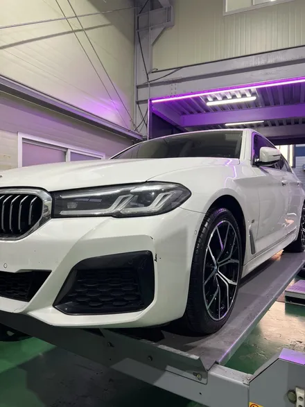 대구 휠복원 대구 휠도색 대구 자동차 휠수리 잘하는 곳 휠플레이 타이어 전문[BMW G30 5시리즈 순정 19인치 다이아몬드커팅 휠커스텀 작업입니다.] / 대구 서구 평리동