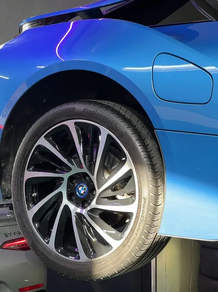 대구 휠복원 대구 휠도색 대구 자동차 휠도색 잘하는 곳 휠플레이 타이어 전문[BMW I8 순정 20인치 휠복원 작업입니다.] 대구 휠복원 성지 / 대구 서구 평리동