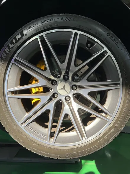 대구 휠복원 대구 휠도색 대구 휠수리 타이어 전문 휠플레이[벤츠 AMG GT43 블랙투톤컷팅 휠도색 작업입니다.] / 대구 서구 평리동