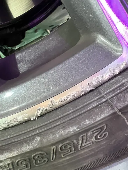 대구 휠복원 대구 휠도색 대구 휠수리 타이어 전문 휠플레이[BMW 7시리즈 순정 20인치 블랙펄유광 휠도색 작업입니다.] / 대구 서구 평리동