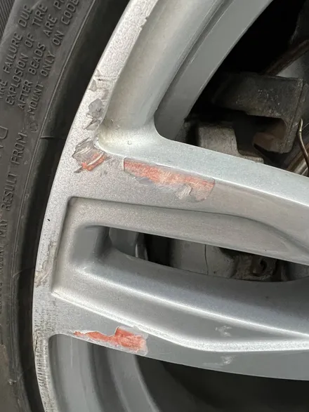 대구 휠복원 대구 휠도색 대구 자동차 휠수리 잘하는 곳 휠플레이 타이어 전문[BMW 5시리즈 순정 18인치 휠복원 작업입니다.] / 대구 서구 평리동