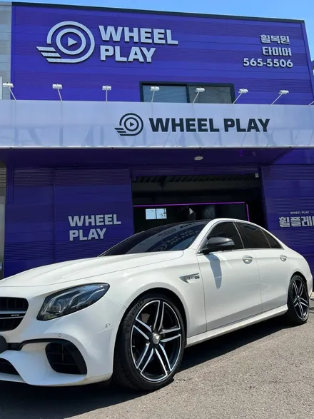 대구 휠복원 대구 휠도색 대구 휠수리 타이어 전문 휠플레이[벤츠 E63 AMG 순정 20인치 다이아몬드컷팅 휠복원 작업입니다.] / 대구 서구 평리동