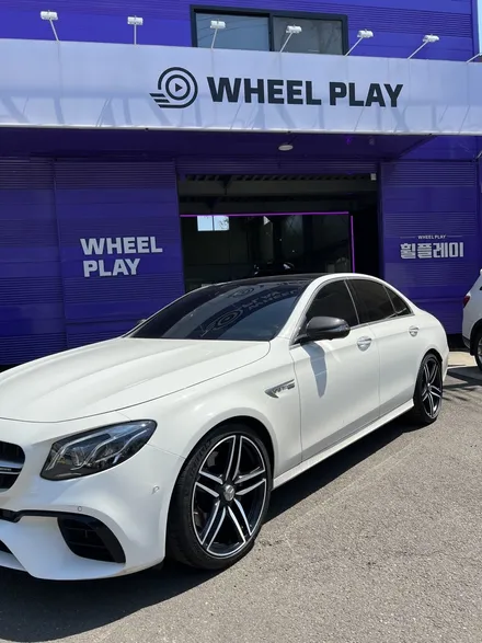 대구 휠복원 대구 휠도색 대구 휠수리 타이어 전문 휠플레이[벤츠 E63 AMG 순정 20인치 다이아몬드컷팅 휠복원 작업입니다.] / 대구 서구 평리동