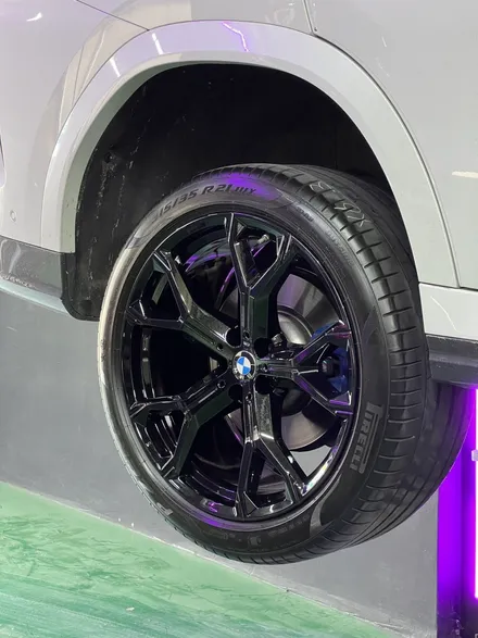 대구 휠복원 대구 휠도색 대구 자동차 휠수리 잘하는 곳 휠플레이 타이어 전문[BMW X6 순정 21인치 블랙펄유광 휠도색 작업입니다.] / 대구 서구 평리동