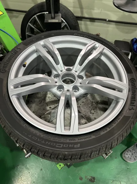 대구 휠복원 대구 휠도색 대구 자동차 휠수리 잘하는 곳 휠플레이 타이어 전문[BMW 5시리즈 순정 18인치 휠복원 작업입니다.] / 대구 서구 평리동