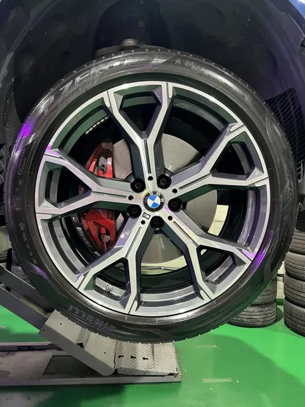 대구 휠복원 대구 휠도색 대구 자동차 휠수리 잘하는 곳 휠플레이 타이어 전문[BMW X5 순정 21인치 다이아몬드커팅 휠복원 작업입니다.] 대구 휠복원 성지 / 대구 서구 평리동