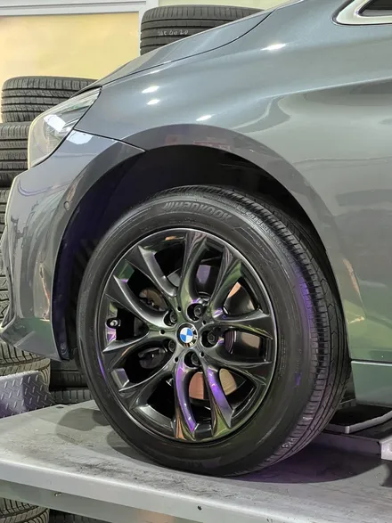 대구 휠복원 대구 휠도색 대구 자동차 휠수리 잘하는 곳 휠플레이 타이어 전문[BMW 2시리즈 순정 18인치 고스트크롬 휠도색 작업입니다.] / 대구 서구 평리동