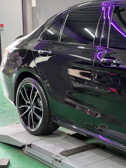 대구 휠복원 대구 휠도색 대구 자동차 휠수리 잘하는 곳 휠플레이 타이어 전문[벤츠 C43 AMG 순정 19인치 블랙커팅 커스텀 작업입니다.] / 대구 서구 평리동
