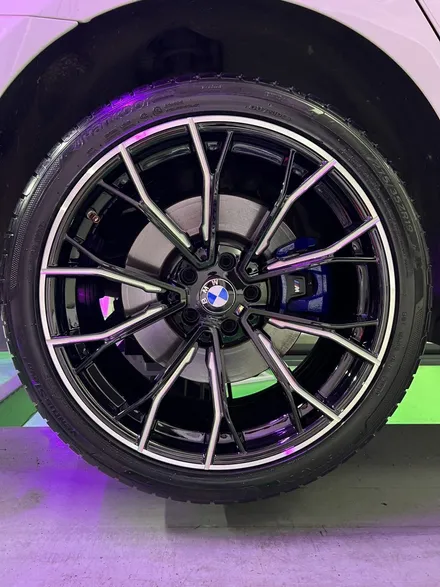 대구 휠복원 대구 휠도색 대구 휠수리 잘하는 곳 타이어 전문 휠플레이[BMW 5시리즈 순정 19인치 다이아몬드커팅 휠복원 작업입니다.] / 대구 서구 평리동