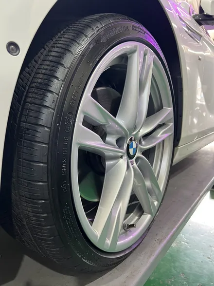 대구 휠복원 대구 휠도색 대구 자동차 휠수리 잘하는 곳 휠플레이 타이어 전문[BMW 6시리즈 순정 20인치 휠복원 작업입니다.] / 대구 서구 평리동