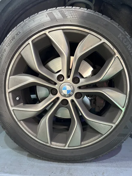 대구 휠복원 대구 휠도색 대구 휠수리 타이어 전문 휠플레이[BMW X4 순정 19인치 블랙펄유광 휠도색 작업 입니다.] / 대구 서구 평리동