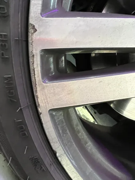 대구 휠복원 대구 휠도색 대구 휠수리 타이어 전문 휠플레이[BMW 7시리즈 순정 20인치 다이아몬드컷팅 휠복원 작업입니다.] / 대구 서구 평리동