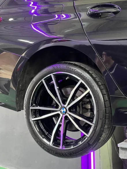 대구 휠복원 대구 휠도색 대구 자동차 휠수리 잘하는 곳 휠플레이 타이어 전문[BMW 320 투어링 순정 19인치 다이아몬드커팅 휠복원 작업입니다.] / 대구 서구 평리동