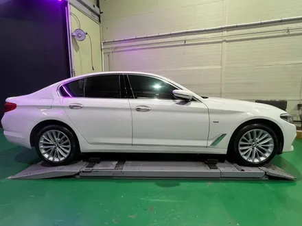 대구 휠복원 대구 휠도색 대구 자동차 휠수리 잘하는 곳 휠플레이 타이어 전문[BMW 5시리즈 순정 18인치 순정 휠복원 작업입니다.] / 대구 서구 평리동