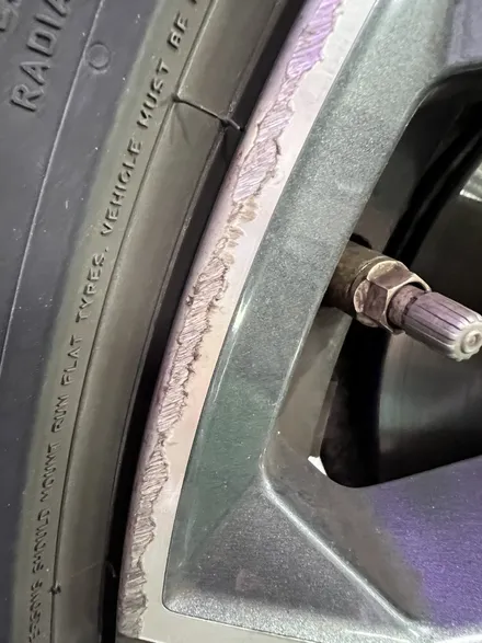 대구 휠복원 대구 휠도색 대구 자동차 휠수리 잘하는 곳 휠플레이 타이어 전문[BMW X5 순정 21인치 다이아몬드커팅 휠복원 작업입니다.] 대구 휠복원 성지 / 대구 서구 평리동
