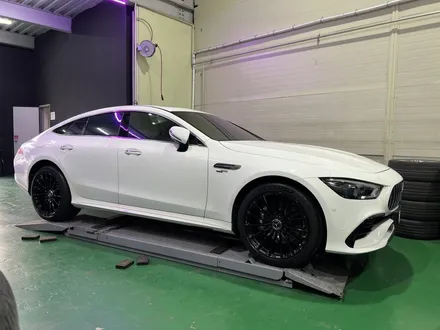 대구 휠복원 대구 휠도색 대구 자동차 휠수리 잘하는 곳 휠플레이 타이어 전문[벤츠 AMG GT43 순정 20인치 블랙펄유광 휠도색 작업입니다.] / 대구 서구 평리동