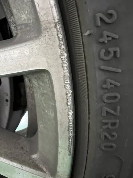 대구 휠복원 대구 휠수리 대구 휠도색 타이어 전문 휠플레이 [BMW 740 순정 20인치 다이아몬드컷팅 휠복원 작업입니다.] / 대구 서구 평리동