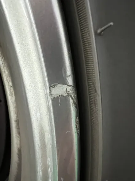 대구 휠복원 대구 휠도색 대구 휠수리 타이어 전문 휠플레이[BMW 5시리즈 순정 18인치 휠복원 작업입니다.] / 대구 서구 평리동