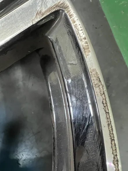 대구 휠복원 대구 휠도색 대구 자동차 휠수리 잘하는 곳 휠플레이 타이어 전문[BMW i7 순정 21인치 다이아몬드커팅 휠복원 작업입니다.] / 대구 서구 평리동