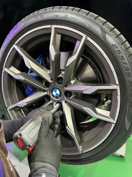 대구 휠복원 대구 휠도색 대구 휠수리 타이어 전문 휠플레이[BMW Z4 순정 19인치 다이아몬드커팅 휠복원 작업입니다.] / 대구 서구 평리동