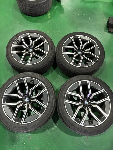 대구 휠복원 대구 휠도색 대구 휠수리 타이어 전문 휠플레이[BMW 7시리즈 순정 20인치 블랙유광 휠도색 작업입니다.] / 대구 서구 평리동