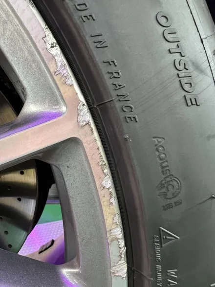 대구 휠복원 대구 휠도색 대구 자동차 휠수리 잘하는 곳 휠플레이 타이어 전문[벤츠 AMG GT43 순정 20인치 블랙펄유광 휠도색 작업입니다.] / 대구 서구 평리동