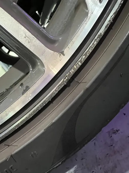 대구 휠복원 대구 휠도색 대구 휠수리 잘하는 곳 휠플레이 타이어 전문[벤츠 G바겐 BRABUS 23인치 다이아몬드 커팅 휠복원 작업입니다.] / 대구 서구 평리동