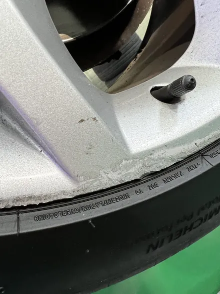대구 휠복원 대구 휠도색 대구 휠수리 잘하는 곳 타이어 전문 휠플레이[BMW X6 순정 20인치 휠복원 작업입니다.] / 대구 서구 평리동