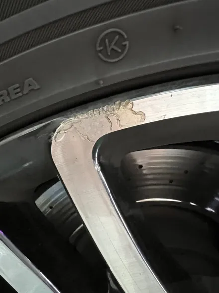 대구 휠복원 대구 휠도색 대구 자동차 휠수리 잘하는 곳 휠플레이 타이어 전문[벤츠 S 클래스 순정 19인치 다이아몬드 커팅 휠복원 작업입니다.] / 대구 서구 평리동