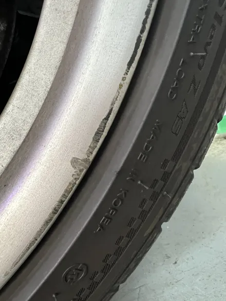 대구 휠복원 대구 휠도색 대구 자동차 휠수리 잘하는 곳 휠플레이 타이어 전문[BMW 6시리즈 순정 20인치 휠복원 작업입니다.] / 대구 서구 평리동