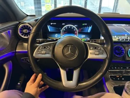굿커스텀 ㅣ 벤츠 CLS 450 핸들 교체 후기, 순정 핸들 vs 카본 커스텀 핸들, 체감 차이 / 경기 안산