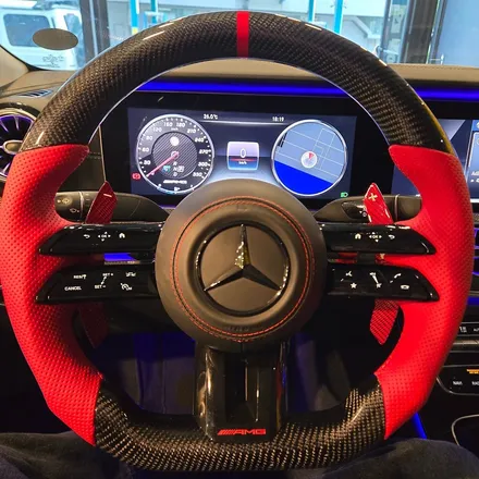 굿커스텀 l 벤츠 C257 CLS400D 2018년식 카본 잠자리핸들 열선포함 풀장착 / 경기 안산