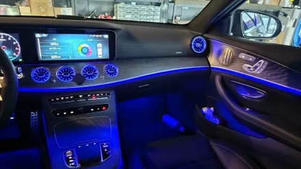 벤츠 e200 송풍구 엠비언트 시공 / 양주시 회정동