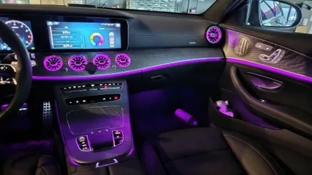 벤츠 e200 송풍구 엠비언트 시공 / 양주시 회정동