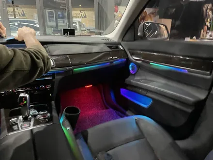 DMX 비노출 무빙 아크릴 엠비언트 BMW 740i 모델 양주 튜닝샵 / 양주시 회정동