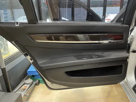 BMW 740I 양주 무빙 엠비언트 순정형 튜닝 전문점에서 하자 / 양주시 회정동