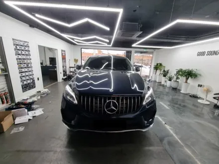 부산 해운대 벤츠 GLE350D 쿠페 터치패널 장착 네비게이션 동작 M2C200A 아틀란지도 함께 사용해요 / 부산 연제구