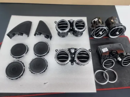 부산 벤츠 e250 송풍구엠비언트 4d 전동트위터 스피커그릴 실내 비쥬얼의 베스트옵션 굿굿~!!! / 부산 연제구