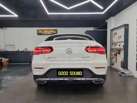 부산 양산 김해 벤츠 GLC250 쿠페 송풍구엠비언트 64색 엠비언트 컬러 확장, 실내감성 잘어울리는 튜닝! / 부산 연제구
