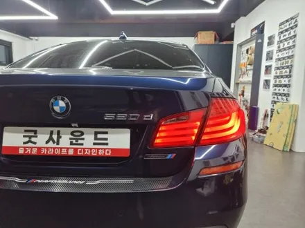 bmw 520d F10 RGB 엠비언트라이트, 사운드튜닝 했다면 다음은 무드등이죠! / 부산 연제구