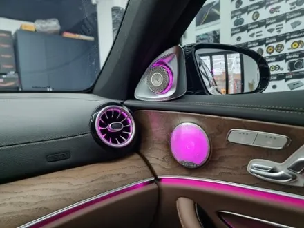 벤츠 E250 송풍구 전동트위터 스피커그릴 엠비언트 먹먹한 실내분위기가 싫어서 바꾸었더니! / 부산 연제구