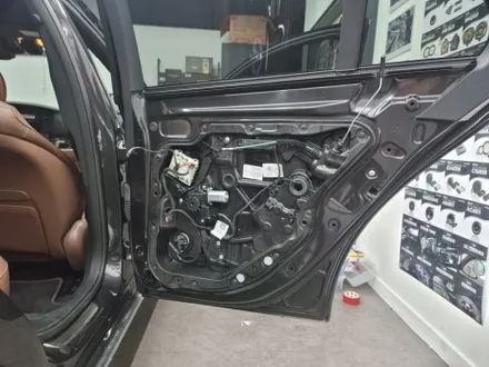 부산 벤츠 e250 송풍구엠비언트 4d 전동트위터 스피커그릴 실내 비쥬얼의 베스트옵션 굿굿~!!! / 부산 연제구