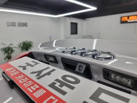 부산 아우디 a3 후방카메라 아직 검정바탕의 그래픽으로 후진한다면 굿사운드로 빨리 오세요 / 부산 연제구