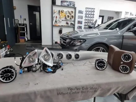 부산 벤츠 E300 w213 송풍구엠비언트 4d 전동트위터 부메스터 내 차가 이렇게 변할수있다니^^ / 부산 연제구