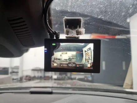 해운대 벤츠 GT43 amg 블랙박스 단숨에 방문주시고 순식간에 장착해버림 페라리 까지~ / 부산 연제구