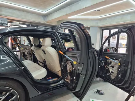 bmw 520i 5시리즈 G60 회오리 커버 스피커 엠비언트 바워스앤윌킨스 스타일 아름다운 야간 감성 튜닝 / 부산 연제구