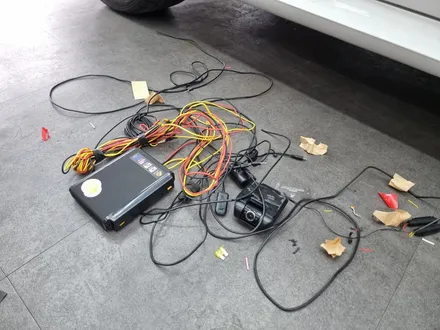 부산 벤츠 E300 블랙박스 스타뷰 고장 퇴근 후 교체 가능한 곳, 언제나 고객님의 눈높이에서 커스텀하는 굿사운드! / 부산 연제구